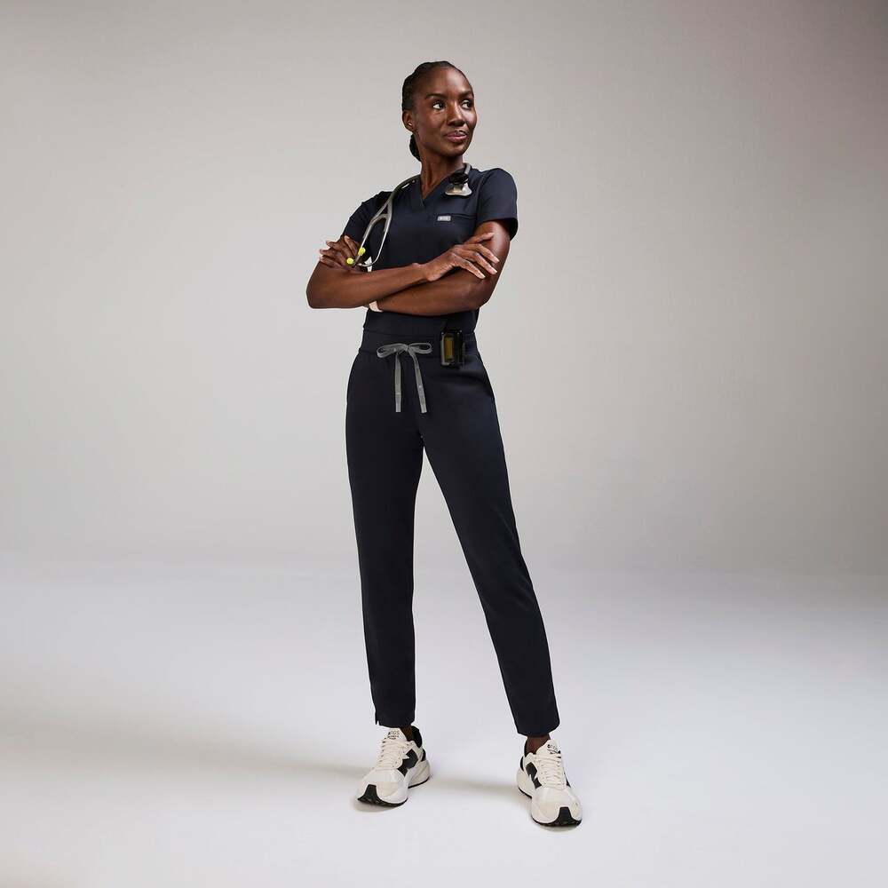 FIGS 2 Piece FORMx fabric Navy Scrub Set Sona Slim Top Tena Slim Tapered Pant S